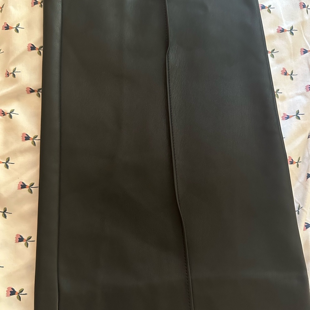 Banana Republic Black Faux Leather Crop Flare Pants - Picture 2 of 4